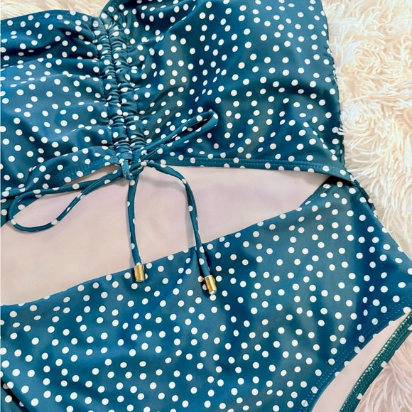 Women’s One Piece Adjustable Green Polka Dot Swimsuit - Picture 4 of 4